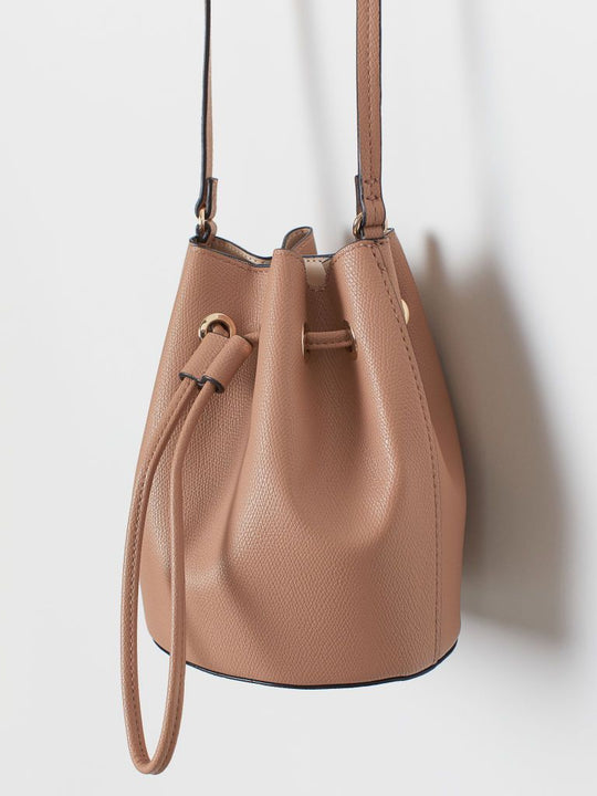 Small bucket bag