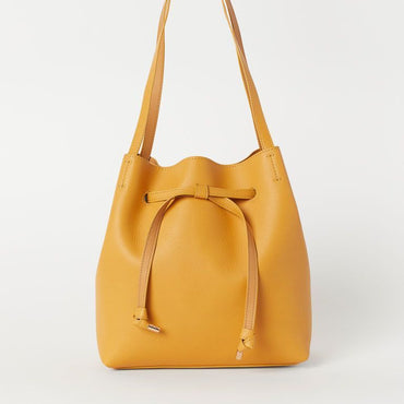 Bucket bag